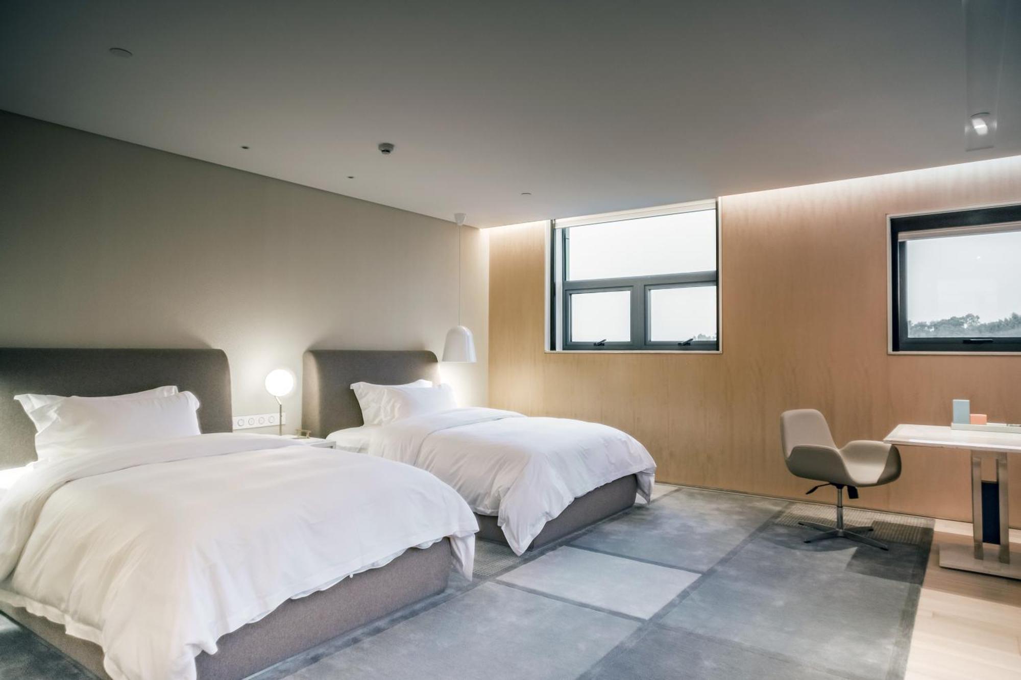 The Sifang Hotel Nanjing, Autograph Collection Nanjing  Bagian luar foto